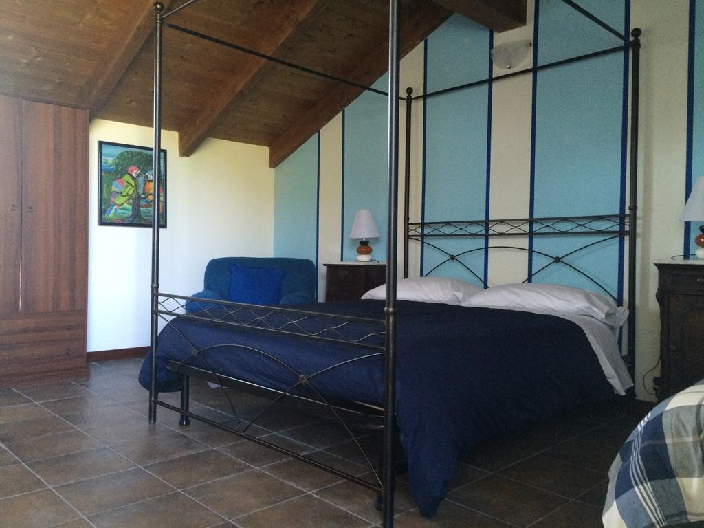 ネヴィーリエ La Terrazza Del Barbaresco Bed & Breakfast 部屋 写真