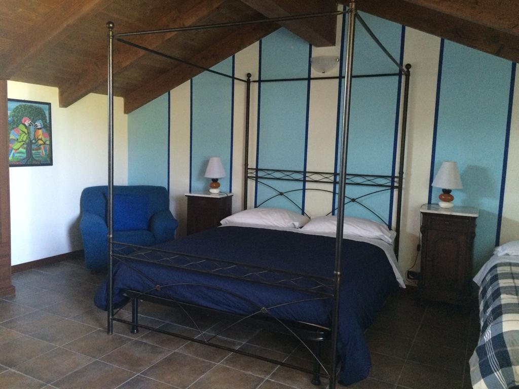 ネヴィーリエ La Terrazza Del Barbaresco Bed & Breakfast 部屋 写真
