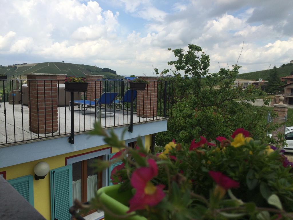 ネヴィーリエ La Terrazza Del Barbaresco Bed & Breakfast 部屋 写真