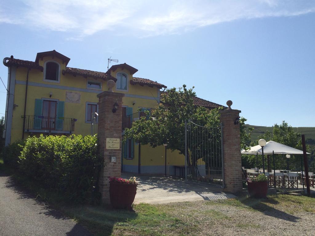 ネヴィーリエ La Terrazza Del Barbaresco Bed & Breakfast エクステリア 写真
