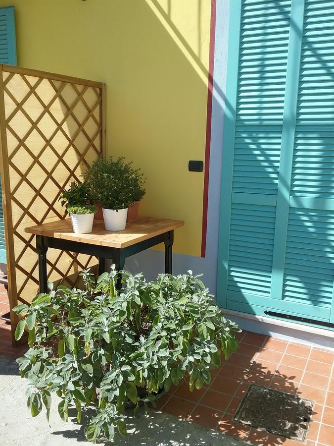 ネヴィーリエ La Terrazza Del Barbaresco Bed & Breakfast エクステリア 写真