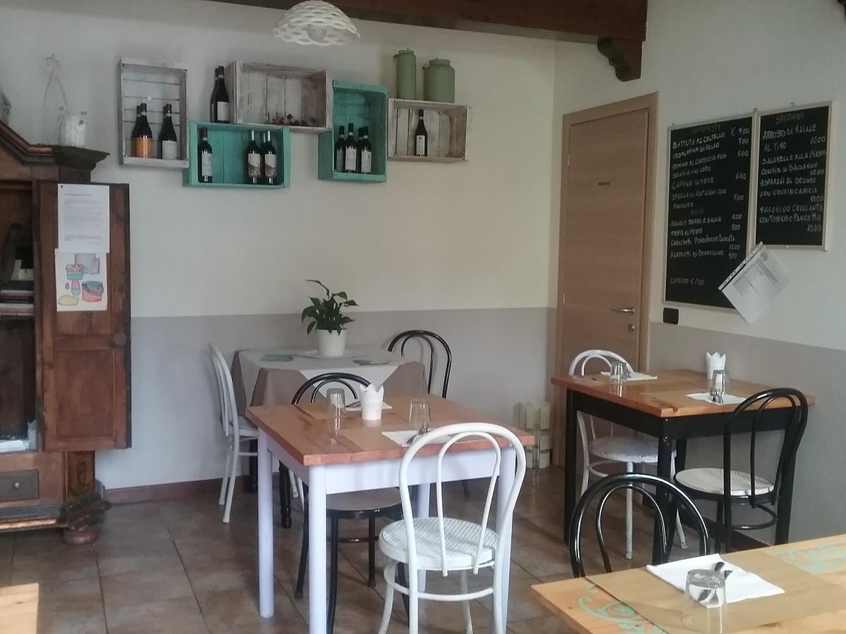 ネヴィーリエ La Terrazza Del Barbaresco Bed & Breakfast エクステリア 写真