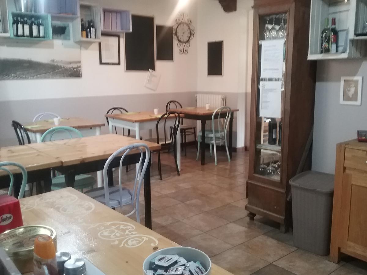 ネヴィーリエ La Terrazza Del Barbaresco Bed & Breakfast エクステリア 写真